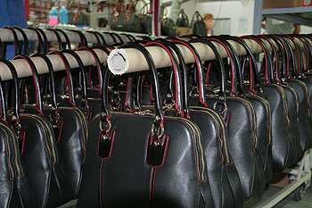 Italy leather bags production